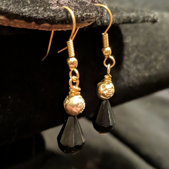 3 for $60 Earrings hand-made drop - Picture 2 of 2